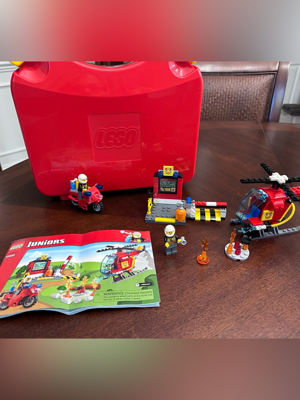 Lego Juniors #10685 Red Fire Rescue Playset with Carry Case Motorcycle Minifigs